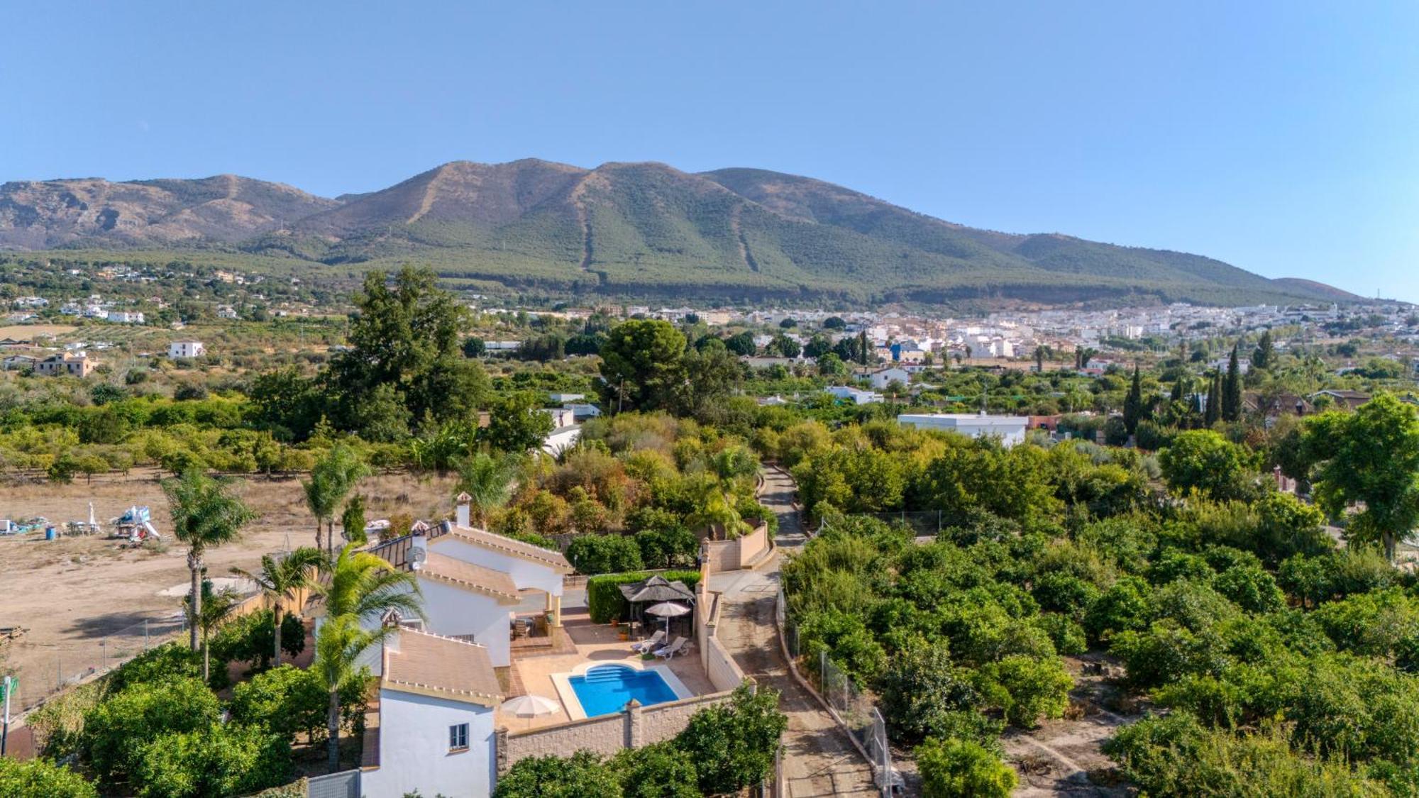 Pensjonat Casa Rural Tipica Andaluza, Wifi,Piscina, Barbacoa, Aire Acondicionado, 5Min Centros Alhaurín el Grande Zewnętrze zdjęcie